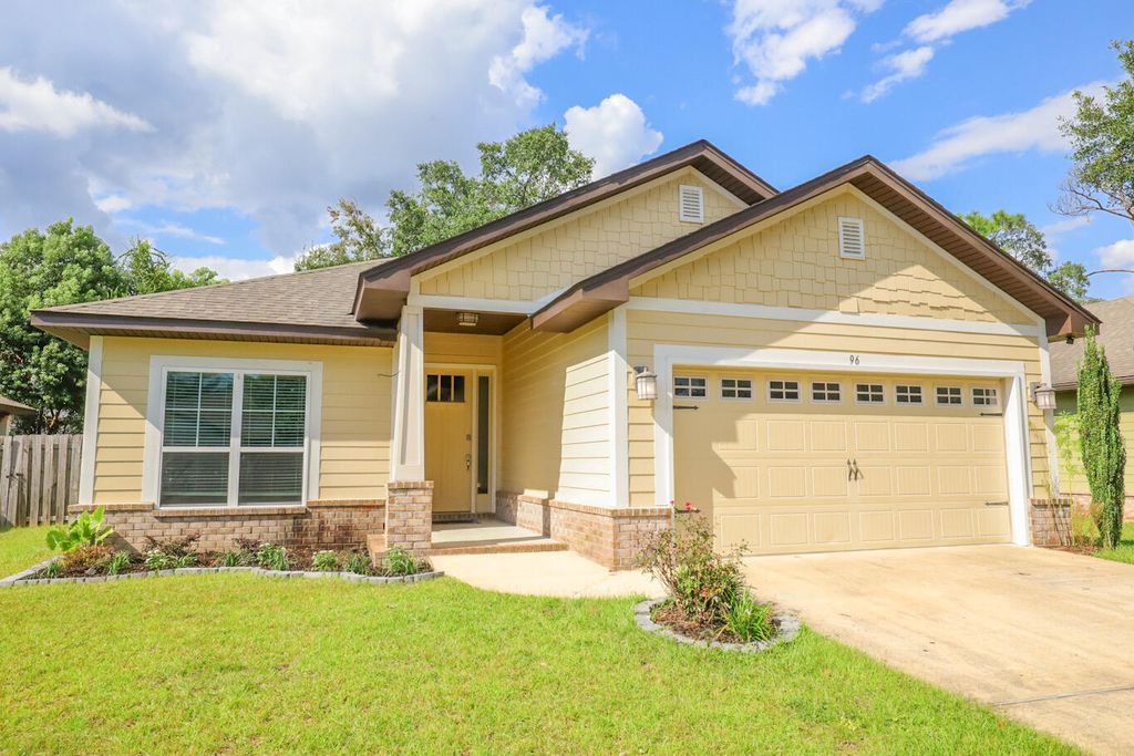 96 Benton Boulevard, Freeport, FL 32439