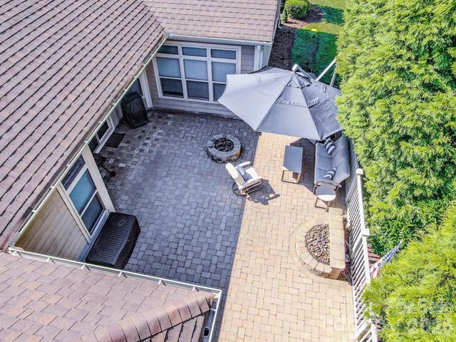 147 Brawley Point Circle, Mooresville, NC 28117