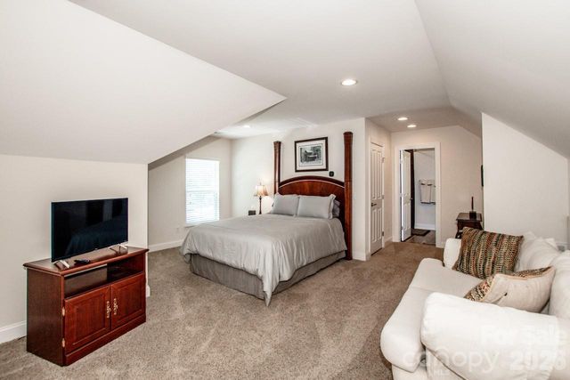 147 Brawley Point Circle, Mooresville, NC 28117