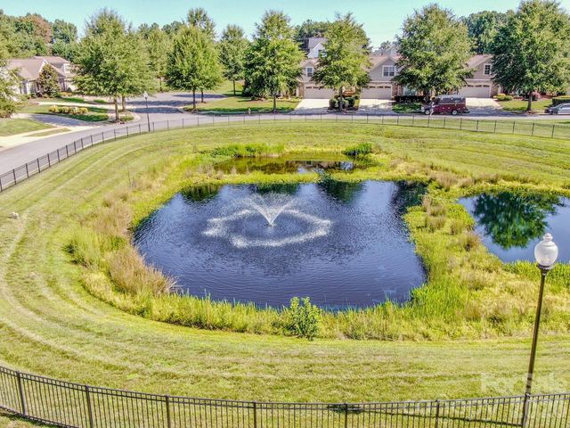 147 Brawley Point Circle, Mooresville, NC 28117