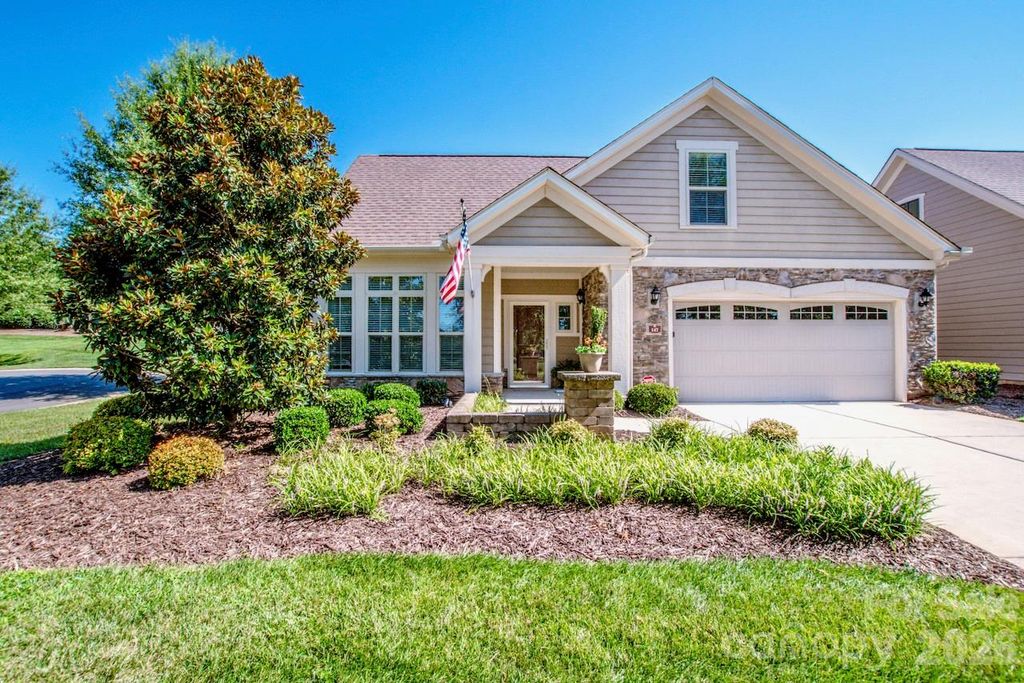 147 Brawley Point Circle, Mooresville, NC 28117