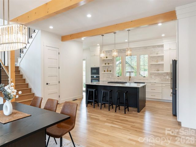 11 Magnolia View Trail, Asheville, NC 28804