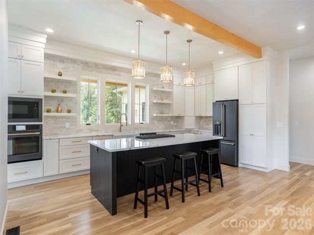 11 Magnolia View Trail, Asheville, NC 28804