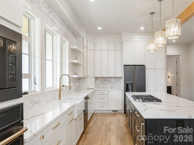 11 Magnolia View Trail, Asheville, NC 28804