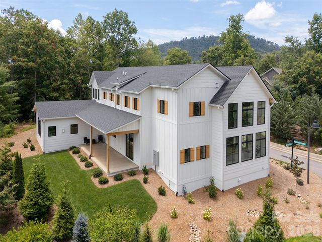11 Magnolia View Trail, Asheville, NC 28804