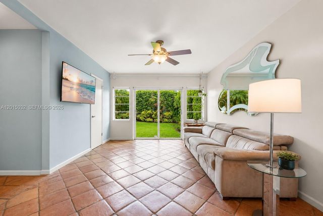 363 S Hibiscus Dr, Miami Beach, FL 33139