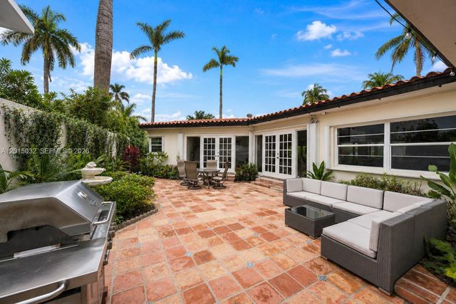 363 S Hibiscus Dr, Miami Beach, FL 33139