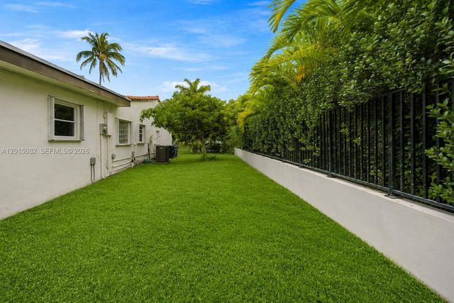 363 S Hibiscus Dr, Miami Beach, FL 33139