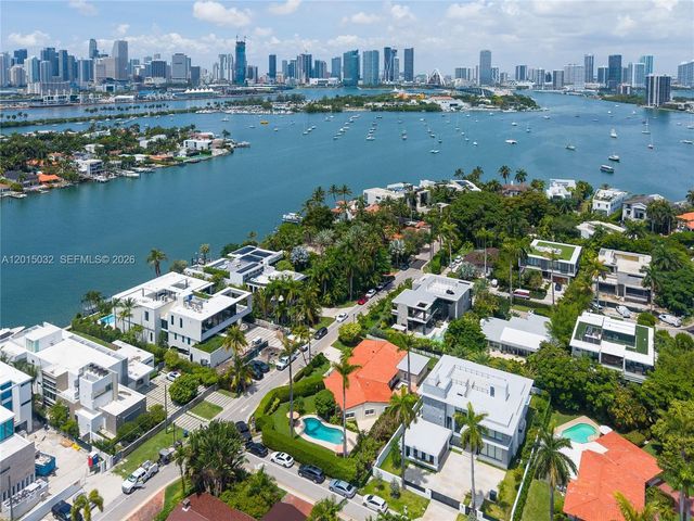 363 S Hibiscus Dr, Miami Beach, FL 33139