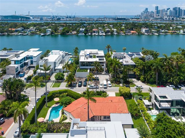 363 S Hibiscus Dr, Miami Beach, FL 33139