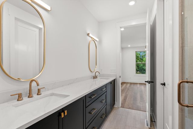 1305 Alderwood Pass, Nashville, TN 37207