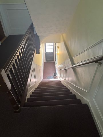 187-197 Concord Ave. 5, Cambridge, MA 02138