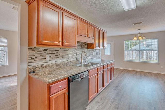 5370 Cimaron Court, Theodore, AL 36582