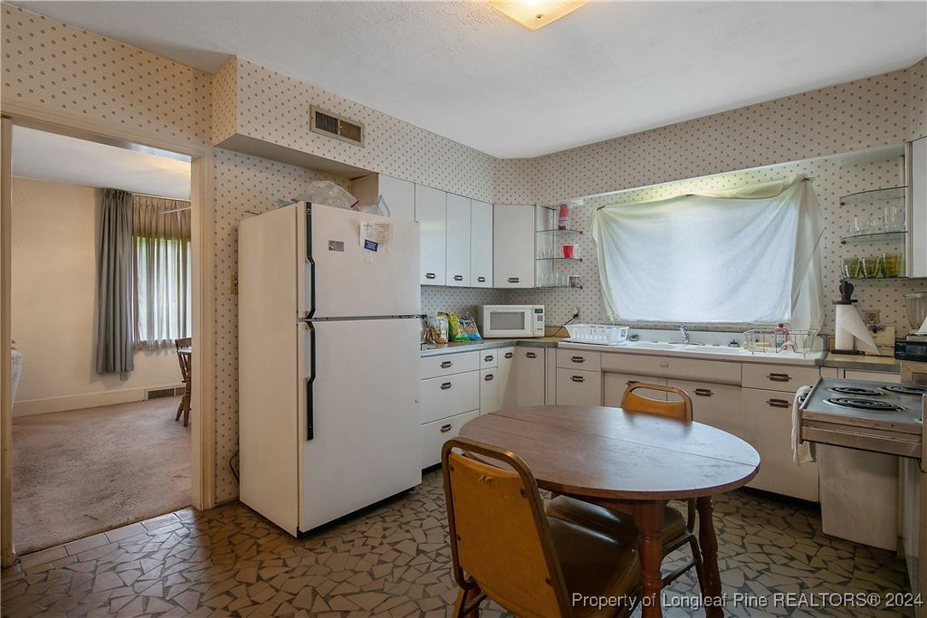 1914 Morganton Road, Fayetteville, NC 28305 — photo 14