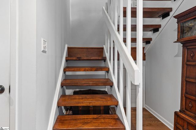 147 Ingleoak Lane, Greenville, SC 29615