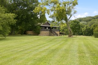 2425 Allisona Rd, Eagleville, TN 37060