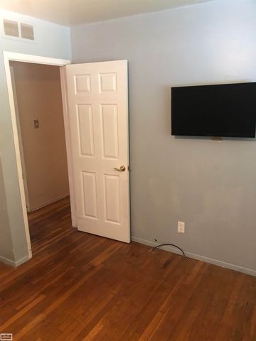 28210 Vandy Street, Harrison Twp, MI 48045