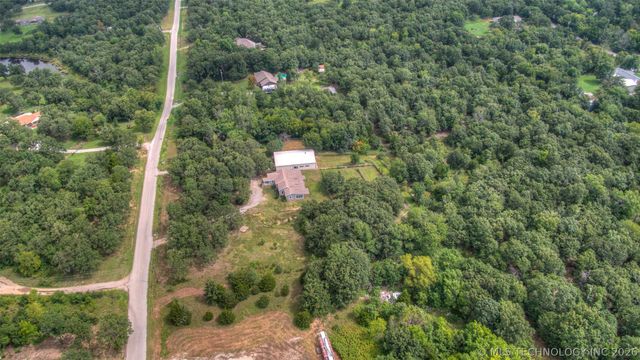 4912 S 165th West Avenue, Sand Springs, OK 74063