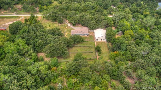 4912 S 165th West Avenue, Sand Springs, OK 74063