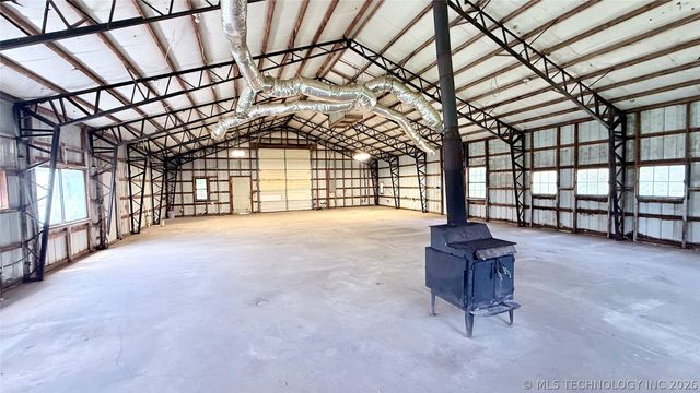 4912 S 165th West Avenue, Sand Springs, OK 74063