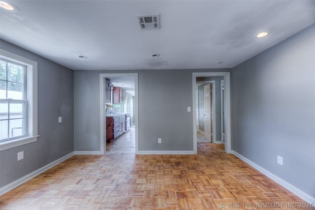 4912 S 165th West Avenue, Sand Springs, OK 74063