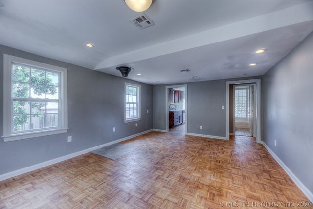 4912 S 165th West Avenue, Sand Springs, OK 74063