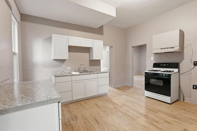 1003 Pennsylvania Avenue, Columbus, OH 43201