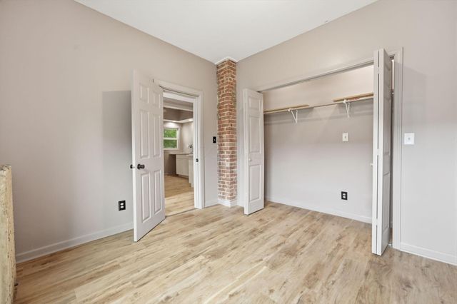 1003 Pennsylvania Avenue, Columbus, OH 43201