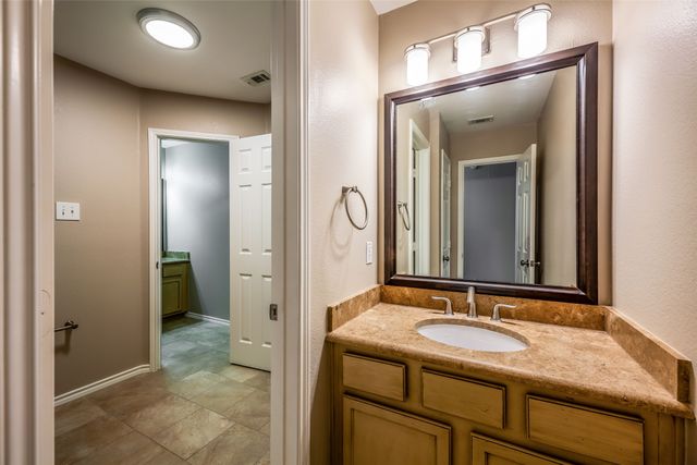 9673 Sean, Frisco, TX 75035