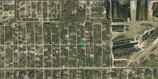 805 E 17TH STREET, Lehigh Acres, FL 33972