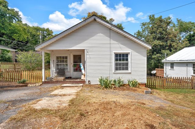 203 3rd Ave, NE, Winchester, TN 37398