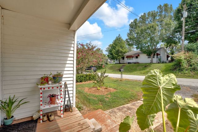 203 3rd Ave, NE, Winchester, TN 37398