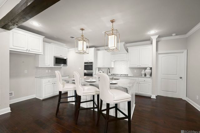 3805 Kingsbarns Dr, Zachary, LA 70791