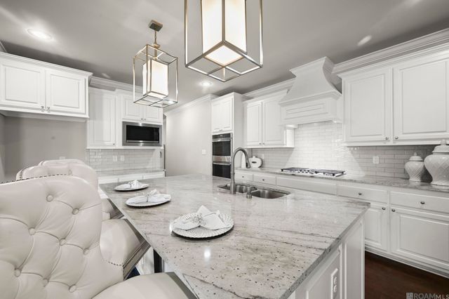 3805 Kingsbarns Dr, Zachary, LA 70791