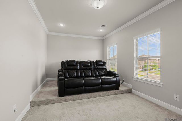 3805 Kingsbarns Dr, Zachary, LA 70791