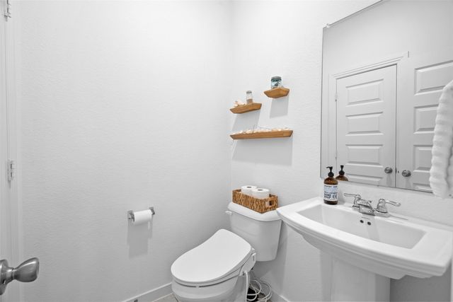 3528 Juniper Drive, Aubrey, TX 76227