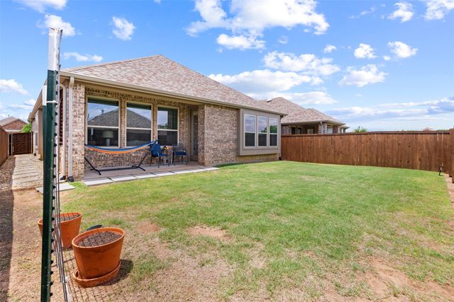 3528 Juniper Drive, Aubrey, TX 76227