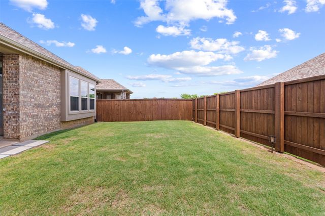 3528 Juniper Drive, Aubrey, TX 76227