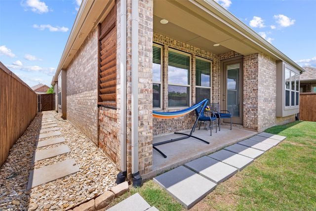 3528 Juniper Drive, Aubrey, TX 76227