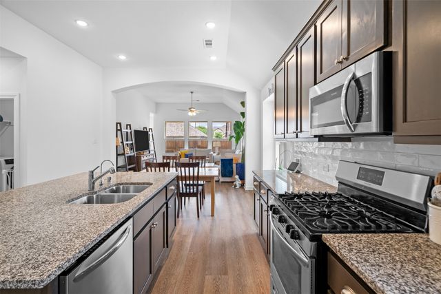 3528 Juniper Drive, Aubrey, TX 76227