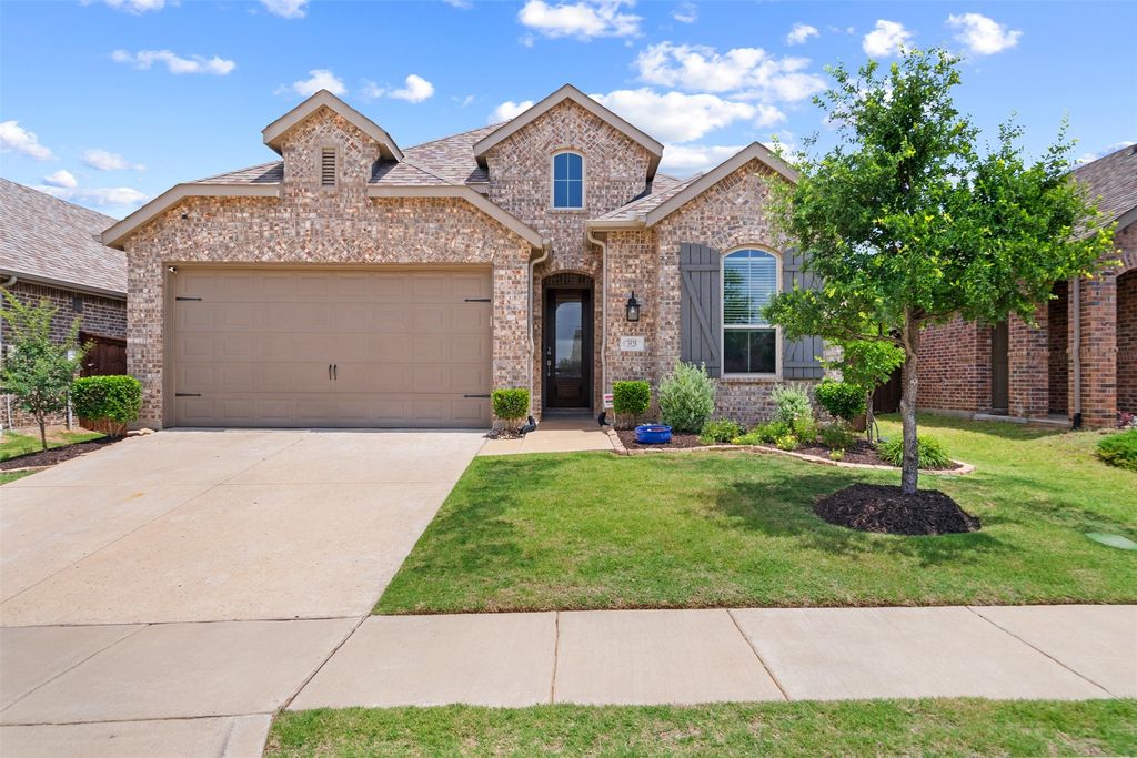 3528 Juniper Drive, Aubrey, TX 76227