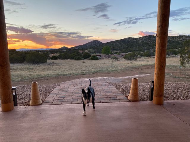 176 Principe De Paz, Santa Fe, NM 87508