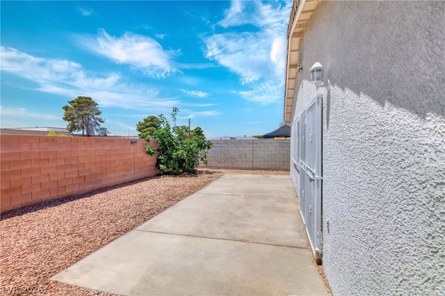 5683 Halvern Avenue, Las Vegas, NV 89110