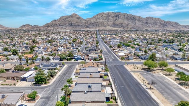 5683 Halvern Avenue, Las Vegas, NV 89110