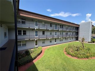 333 LAKE HOWARD DRIVE NW 211B, Winter Haven, FL 33880