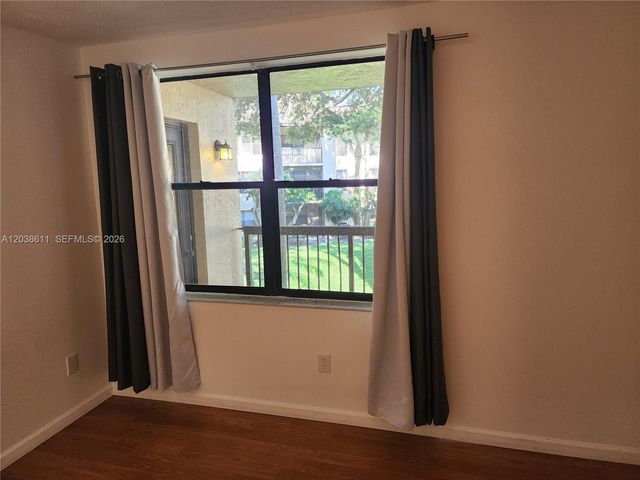 4401 W Mcnab Road 16, Pompano Beach, FL 33069