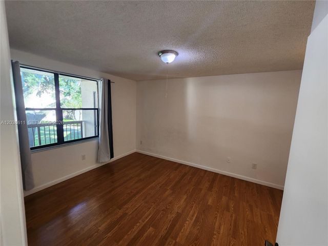 4401 W Mcnab Road 16, Pompano Beach, FL 33069