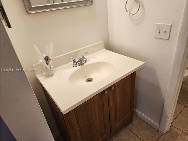 4401 W Mcnab Road 16, Pompano Beach, FL 33069