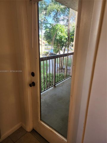 4401 W Mcnab Road 16, Pompano Beach, FL 33069