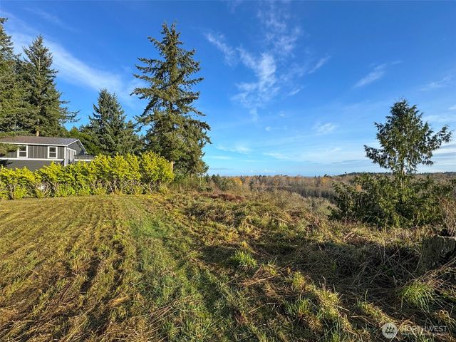 714 Hunt Road, Port Angeles, WA 98363